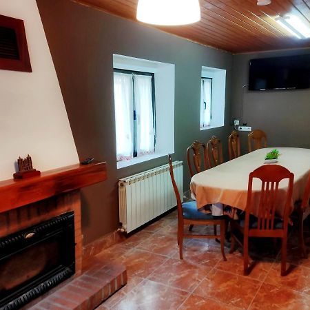 Casa Rural Buron Посада де Валдеон Екстериор снимка