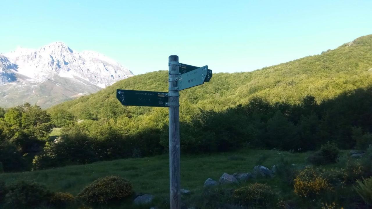 Casa Rural Buron Посада де Валдеон Екстериор снимка