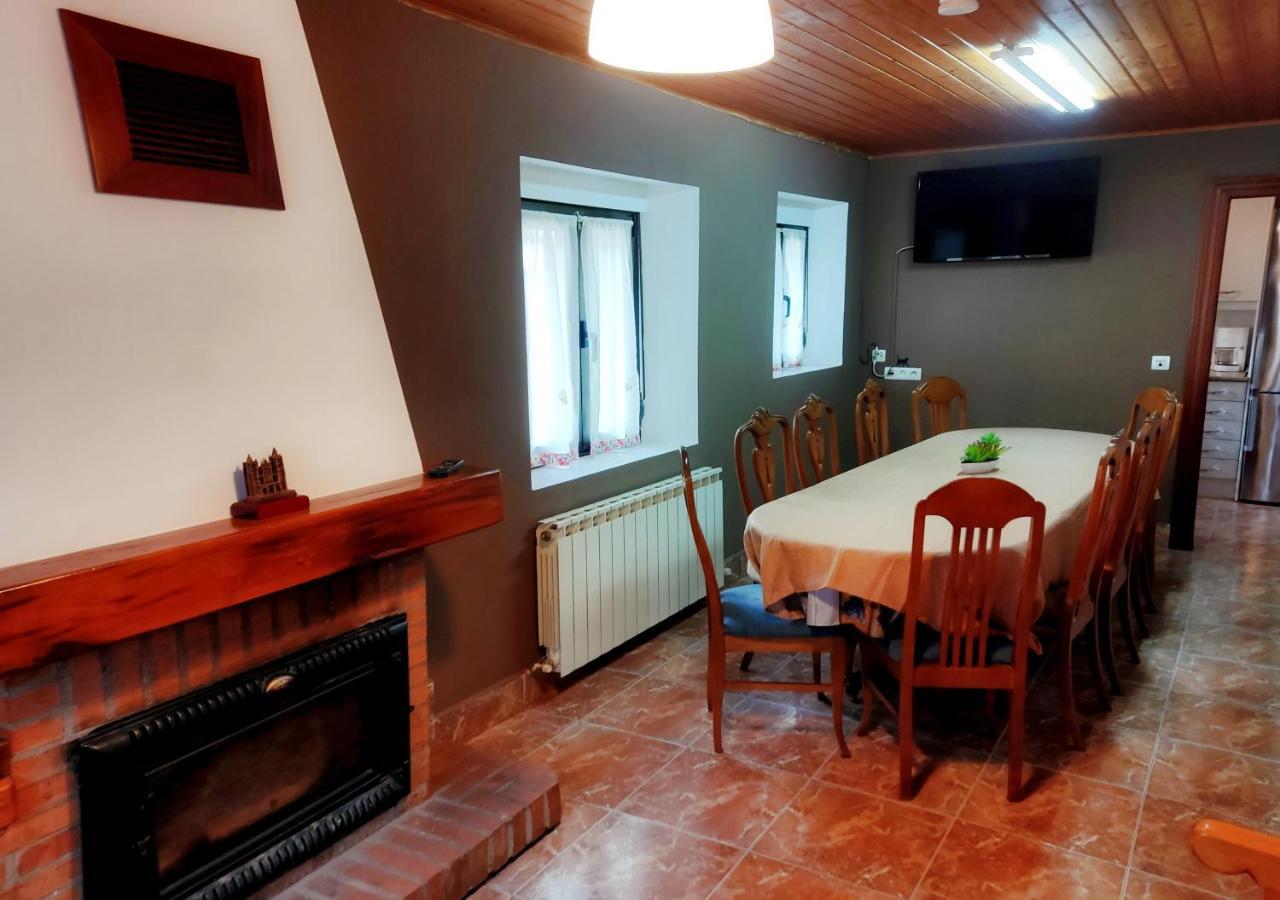Casa Rural Buron Посада де Валдеон Екстериор снимка